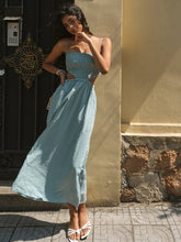 Gerafftes Midikleid mit Cut-Outs
